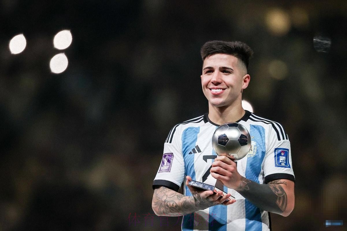 葡媒-皇马愿付恩佐1.2亿欧解约金 本菲卡已收到4份报价